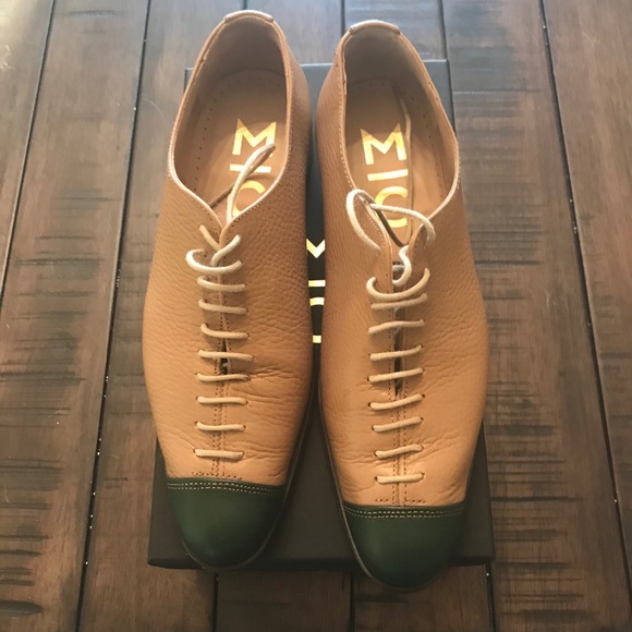 Magro Cardona Shoes - Picture 1 of 5